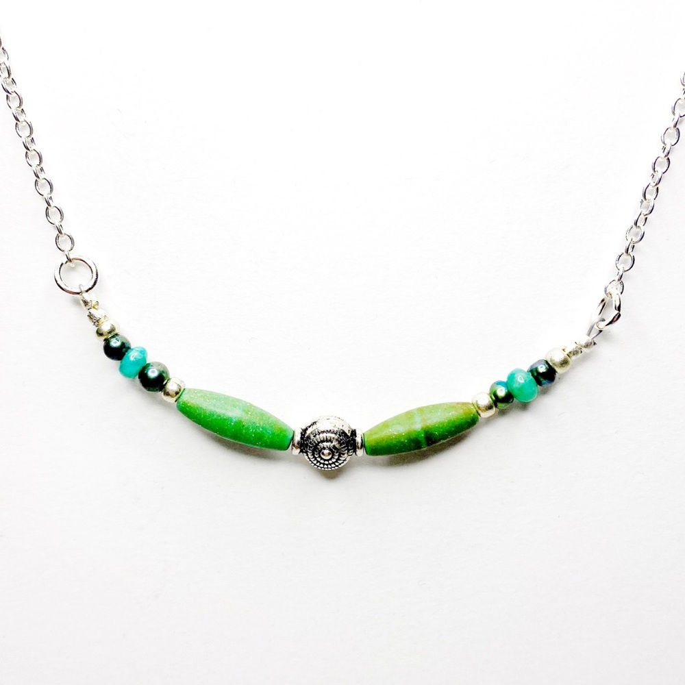 ShanRiLa Go Green Horizontal Pendant Necklace